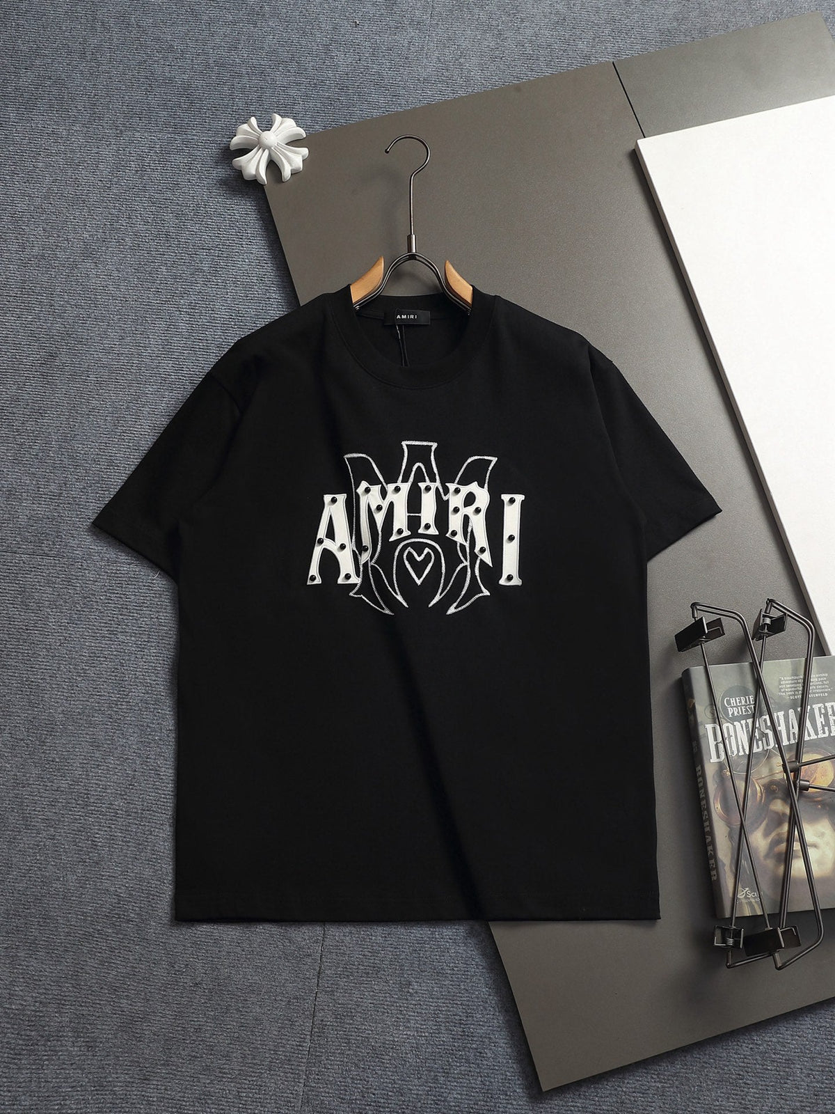 AMIRI Studded Heart Graphic Crew Neck Short‑Sleeve T‑Shirt