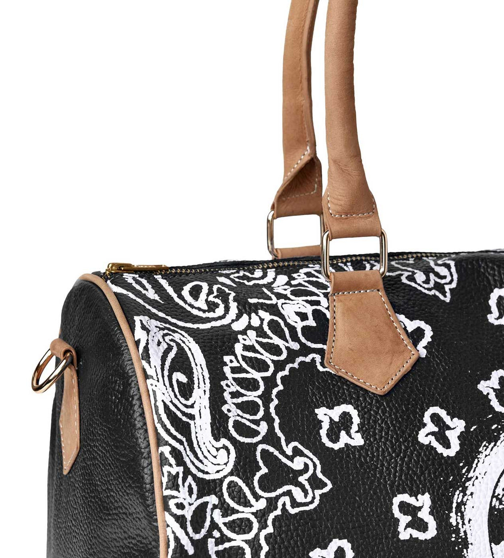 Vale Forever VS Leather Duffle Bag Black